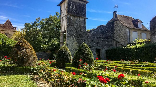 Jardin et pigeonnier du musée Jeanne d'Albret à Orthez